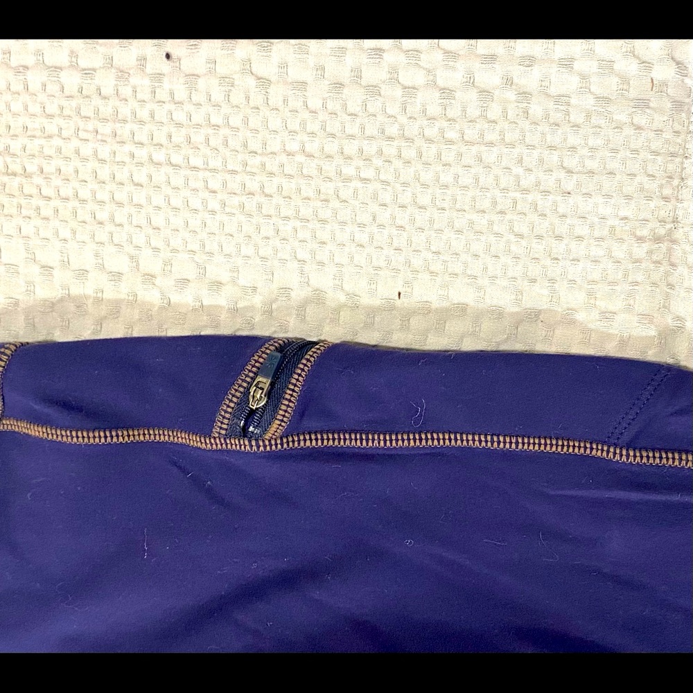 Navy crop Athleta leggings XS